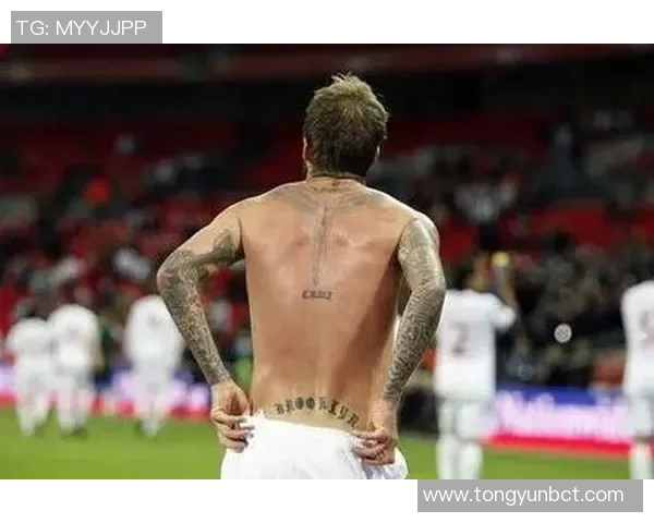 最独特的足球明星背后的故事与成就揭秘